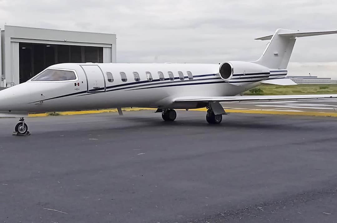 Learjet 45XR 45-246 Exterior 1_2.jpg