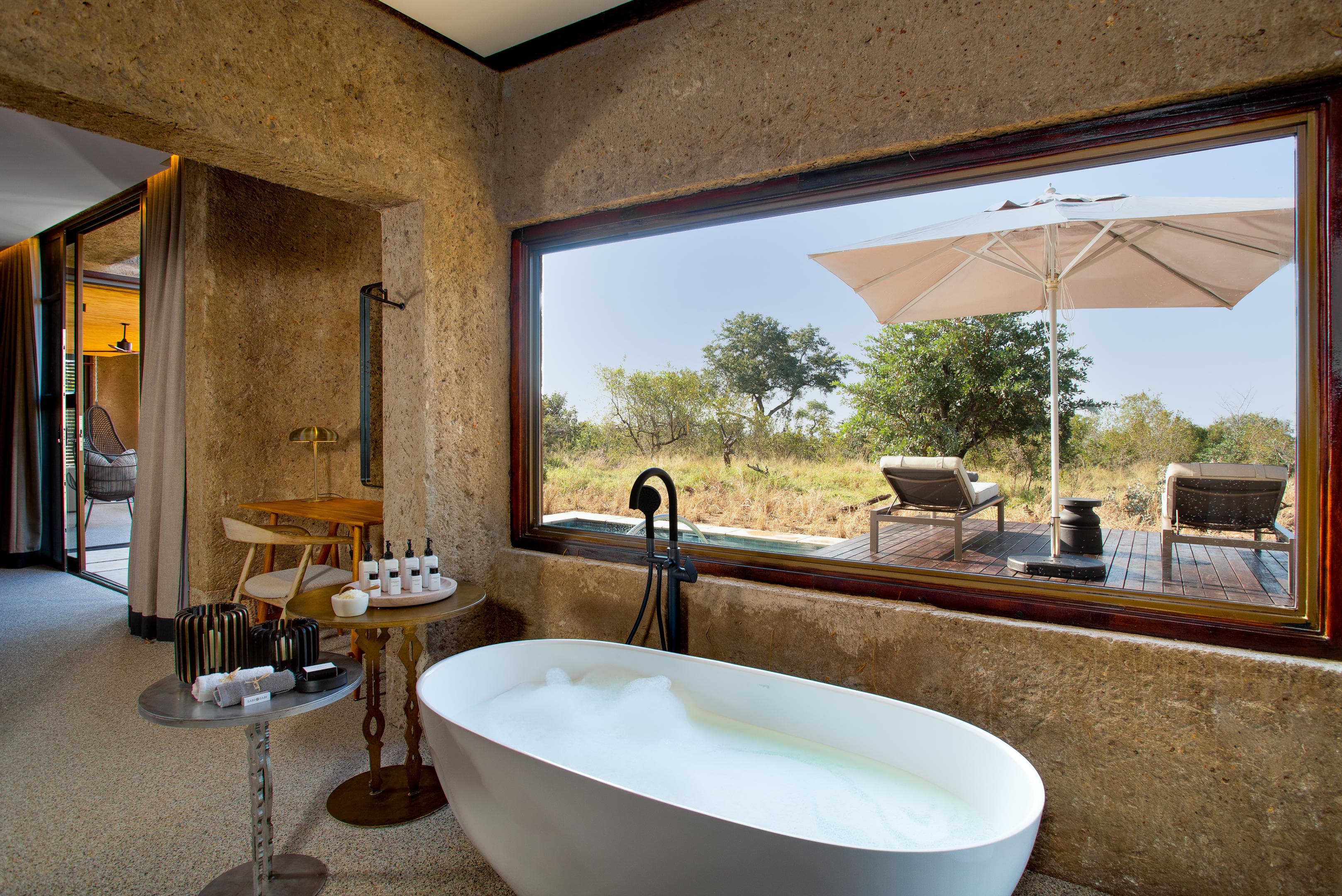 Sabi Sabi Earth Lodge