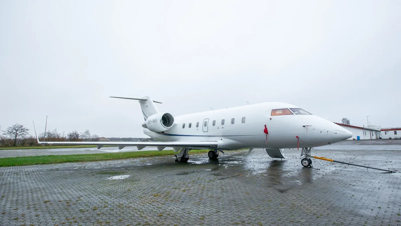 bombardier-challenger-604